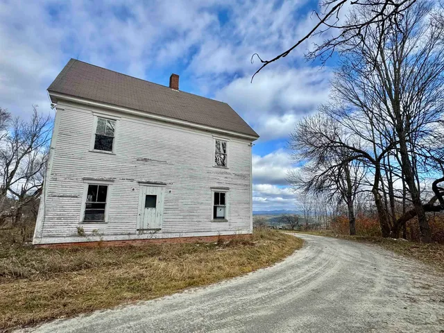 $149,000 | 478 Brock Hill Road, Newbury, VT 05051