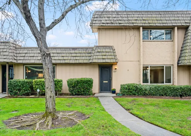 $299,000 | 3147 Vía Grande, Sacramento, CA 95825