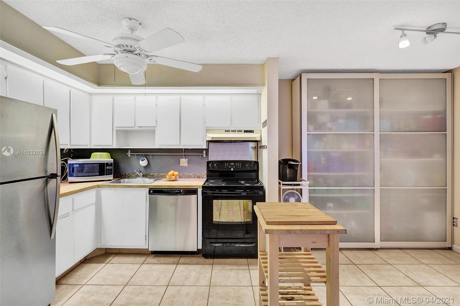 9769 West McNab Road, Unit 116 Tamarac, FL 33321 - Photo 5 of 23 Gallery Image 5