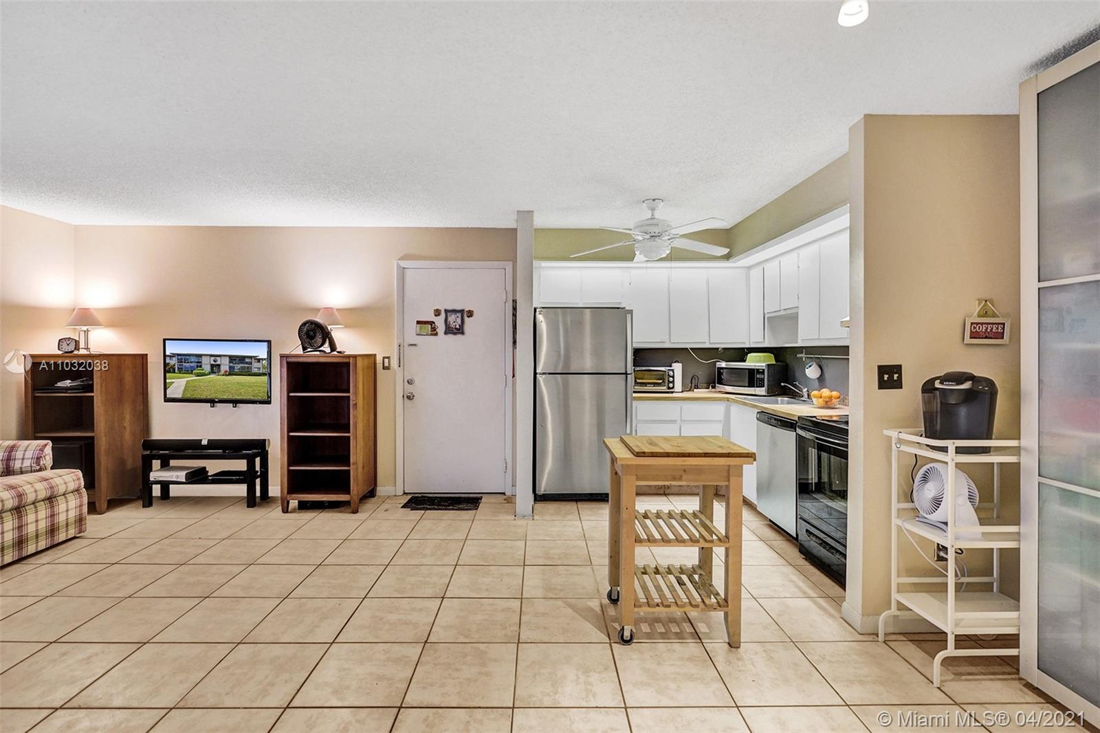 9769 West McNab Road, Unit 116 Tamarac, FL 33321 - Photo 7 of 23 Gallery Image 7