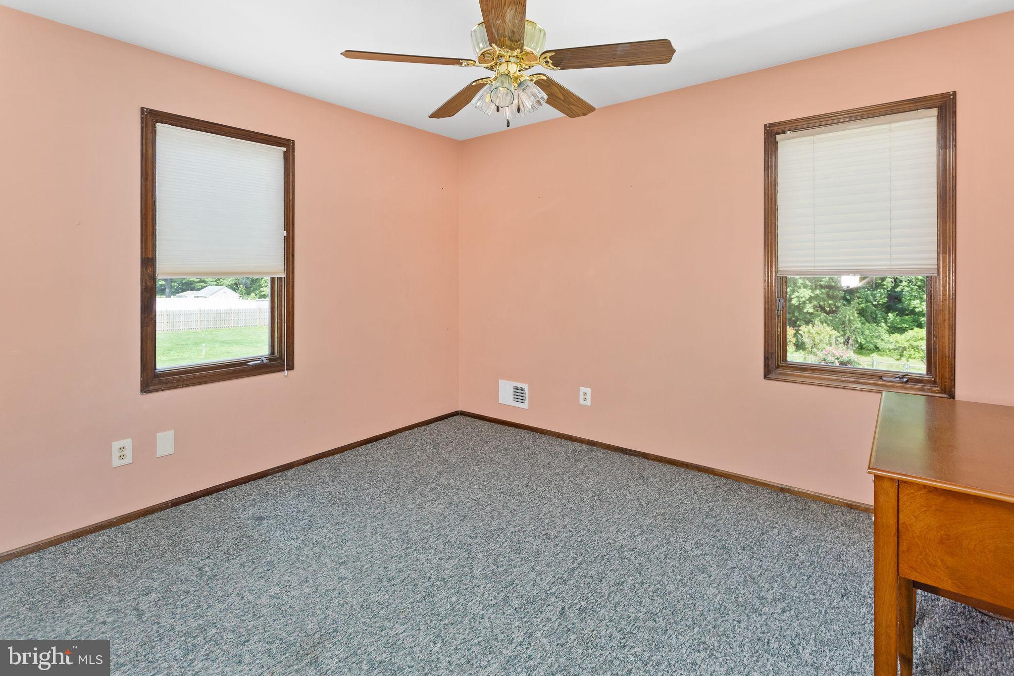 93 Peter Rafferty Drive Hamilton, NJ 08690 - Photo 46 of 55