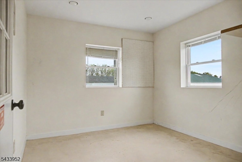 80 Valley Crest Road Annandale, NJ 08801 - Photo 23 of 42 an empty room with a window