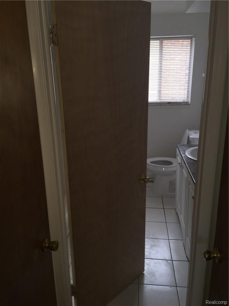 18400 Prairie Street Detroit, MI 48221 - Photo 12 of 42 2016-05-04 14.25