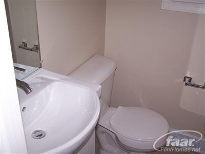 5267 Deland Road Flushing, MI 48433 - Photo 8 of 15 20192289-7.JPG