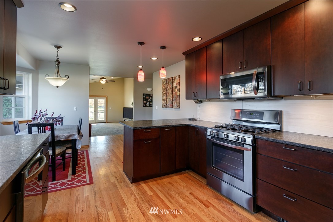 1171 West Smith Road Bellingham, WA 98226 - Photo 11 of 25 Gallery Image 11