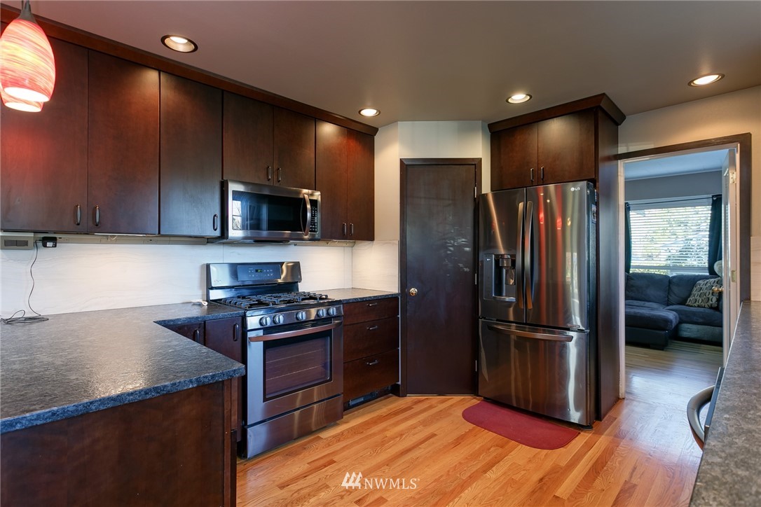 1171 West Smith Road Bellingham, WA 98226 - Photo 12 of 25 Gallery Image 12