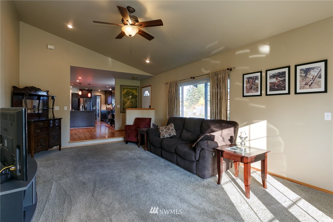 1171 West Smith Road Bellingham, WA 98226 - Photo 7 of 25 Gallery Image 7