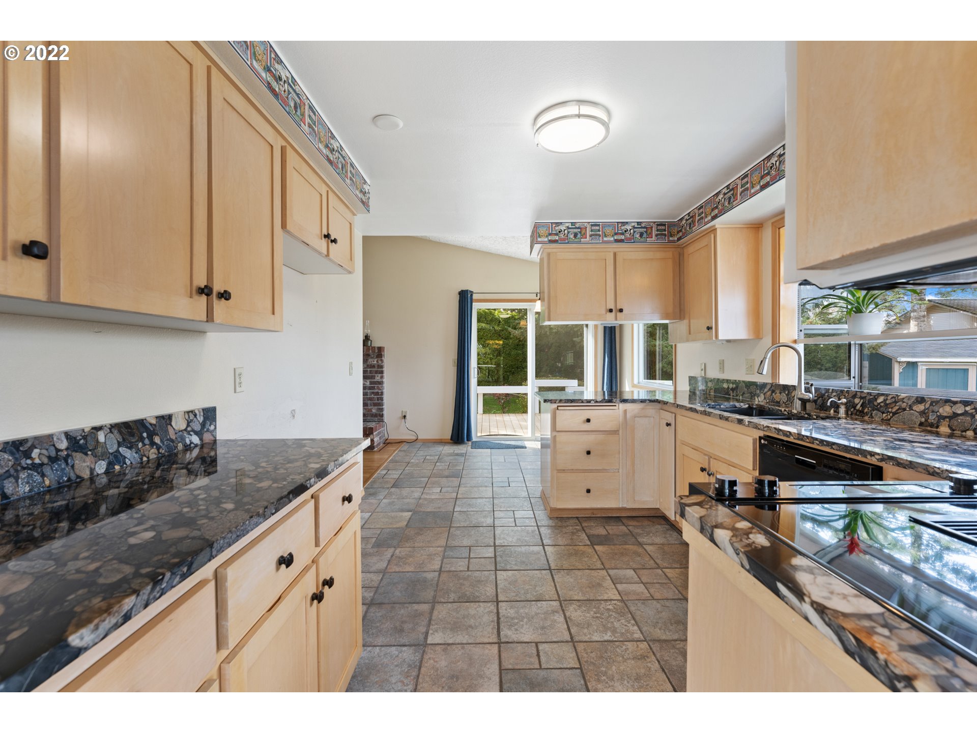 2919 Northwest Kent Street Camas, WA 98607 - Photo 11 of 32 Gallery Image 11