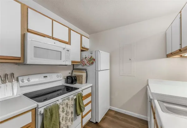$1,900 | 527 Southwest Parkway, Unit 303, College Station, TX 77840