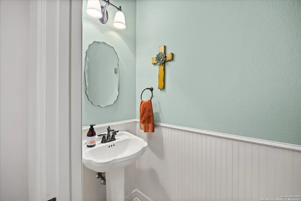 $1,295,000 | 34 Cravey Road, Boerne, TX 78006