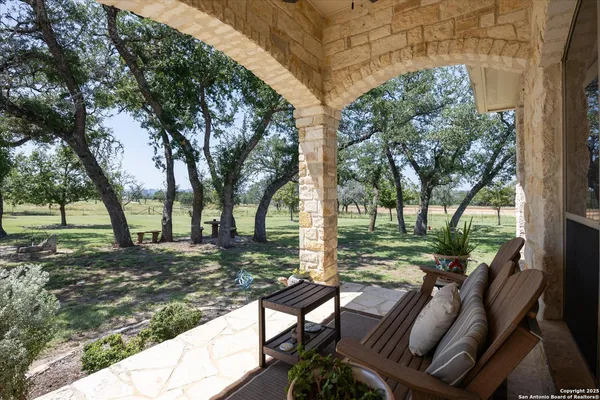 $1,295,000 | 34 Cravey Road, Boerne, TX 78006
