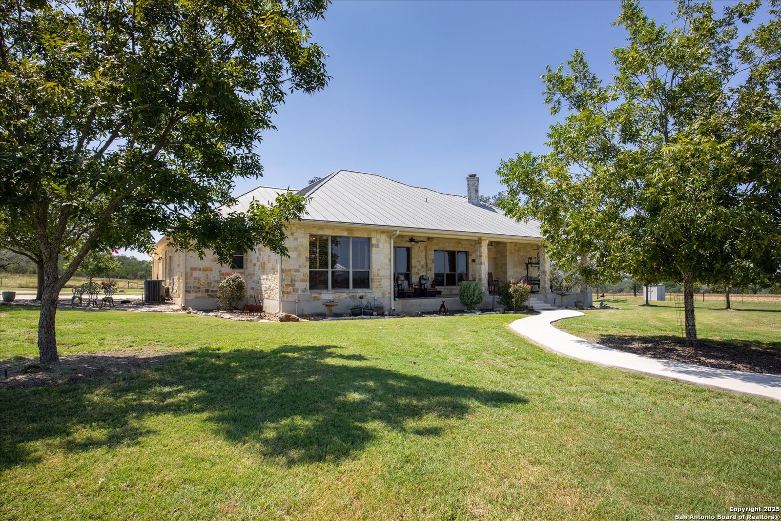 34 Cravey Road Boerne, TX 78006 - Photo 33 of 55