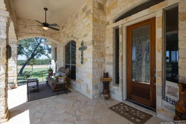 $1,295,000 | 34 Cravey Road, Boerne, TX 78006