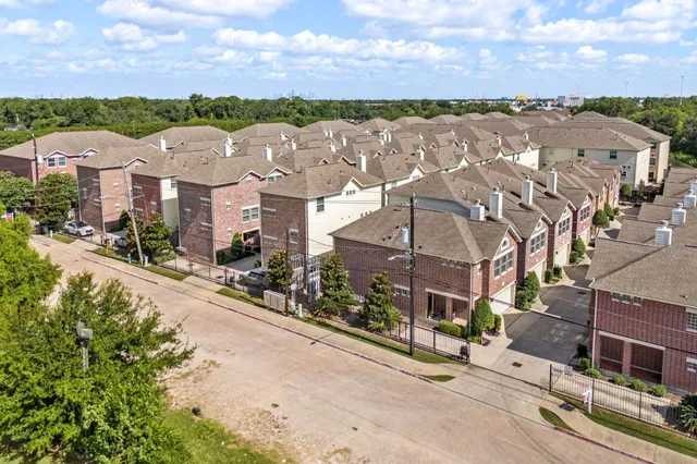 $205,000 | 8705 Bryam Street, Unit 604, Houston, TX 77061