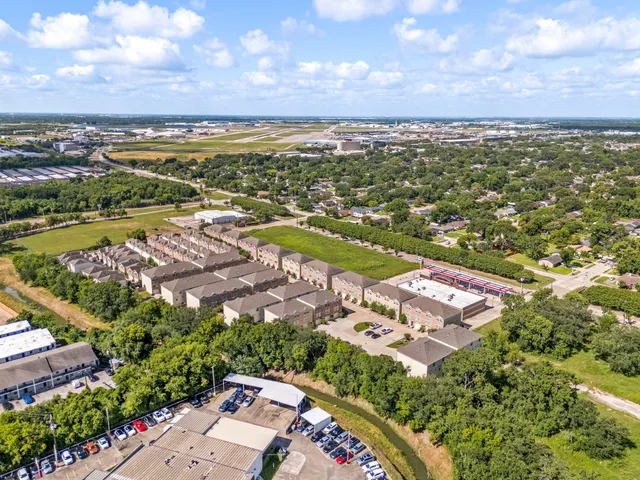 $205,000 | 8705 Bryam Street, Unit 604, Houston, TX 77061