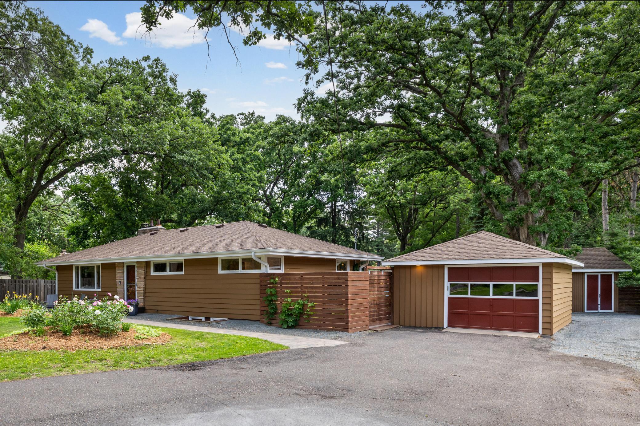 350 Arcwood Road Mahtomedi, MN 55115 - Photo 48 of 51