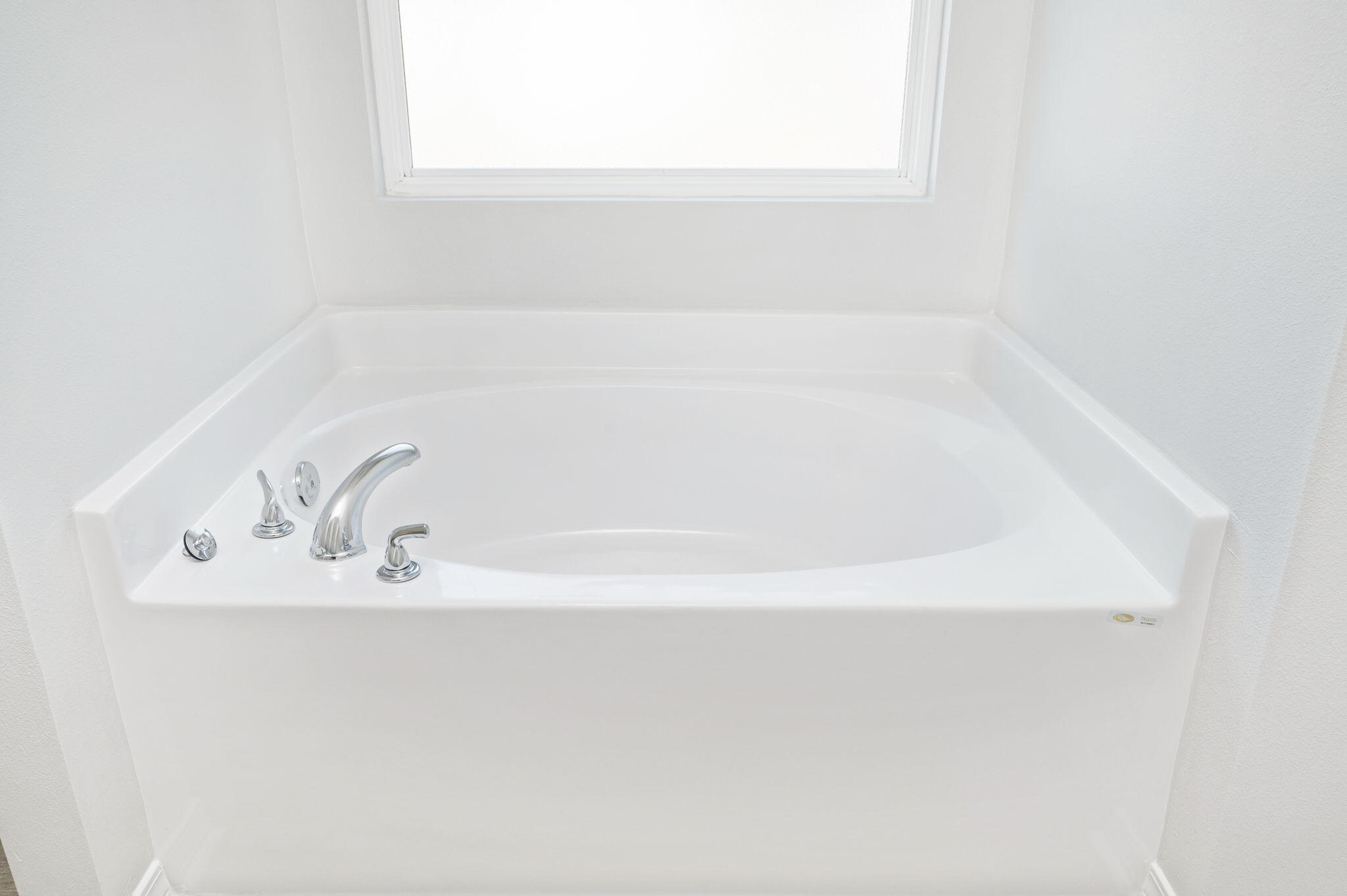 1206 Sunshine Drive Crestview, FL 32539 - Photo 17 of 28 a close up of a bathtub