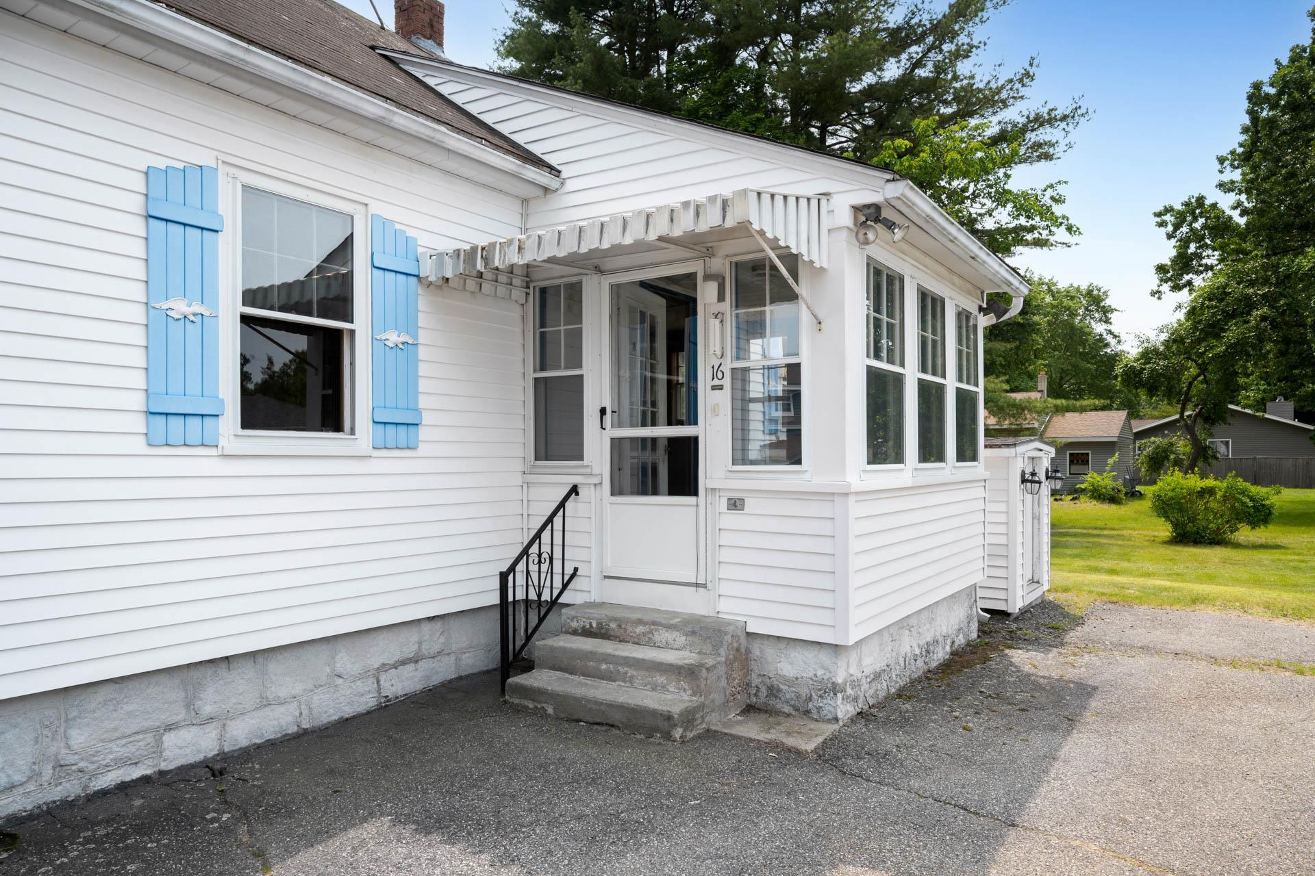 16 Roby Road Nashua, NH 03064 - Photo 6 of 49