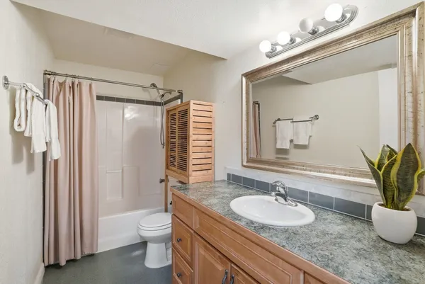 $520,000 | 6728 South Moran View Street, Spokane, WA 99224