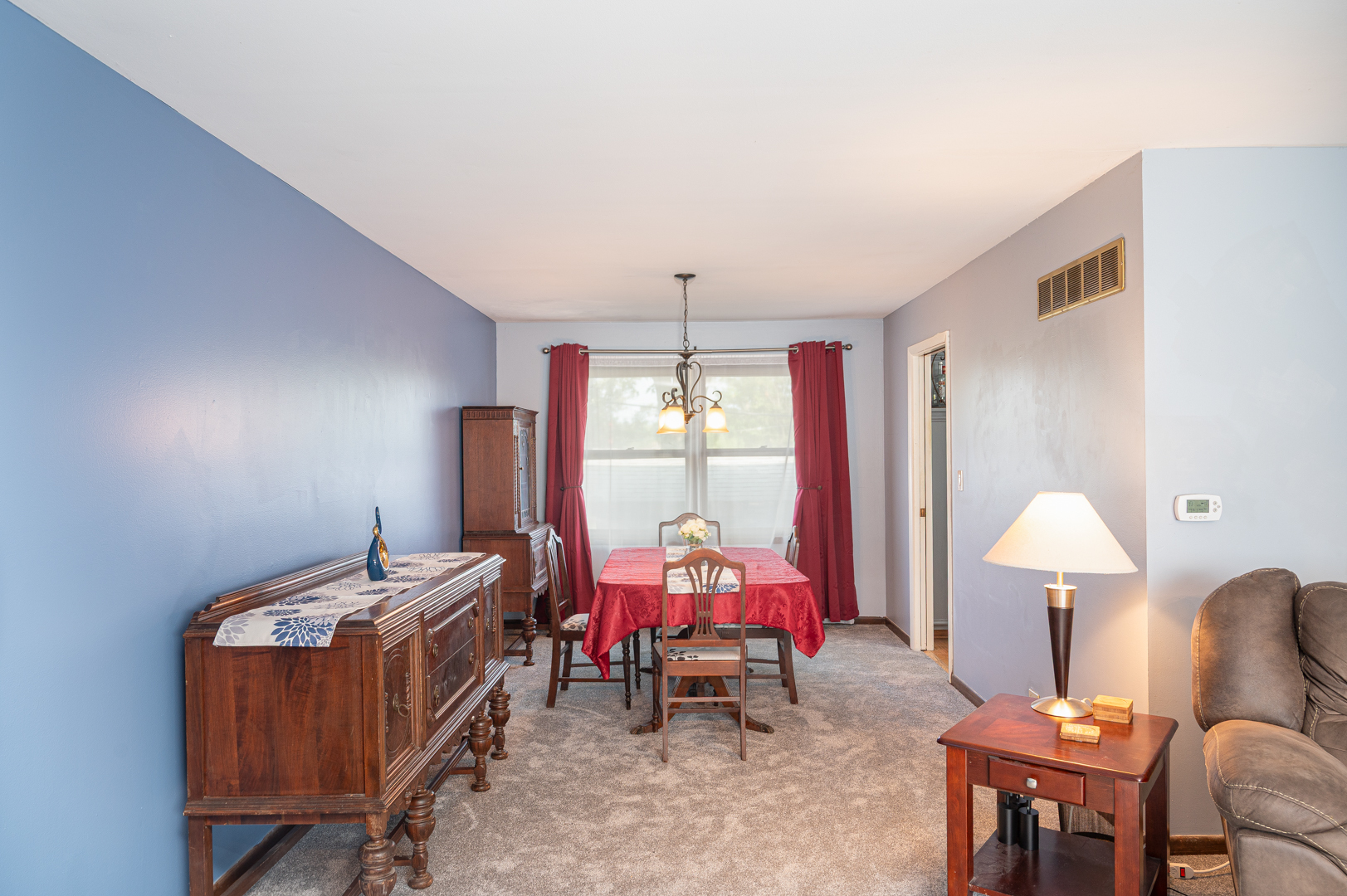 1331 Heather Road Homewood, IL 60430 - Photo 12 of 32 Gallery Image 12