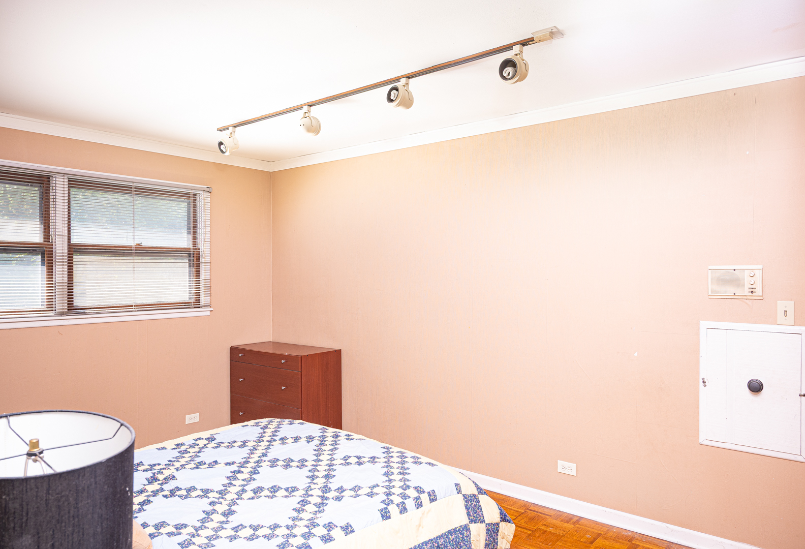 1331 Heather Road Homewood, IL 60430 - Photo 18 of 32 Gallery Image 18