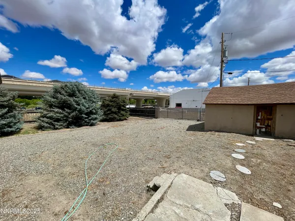 $255,000 | 77 Lay Street, Winnemucca, NV 89445