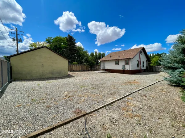$255,000 | 77 Lay Street, Winnemucca, NV 89445