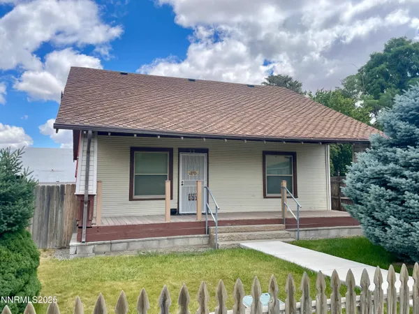 $255,000 | 77 Lay Street, Winnemucca, NV 89445
