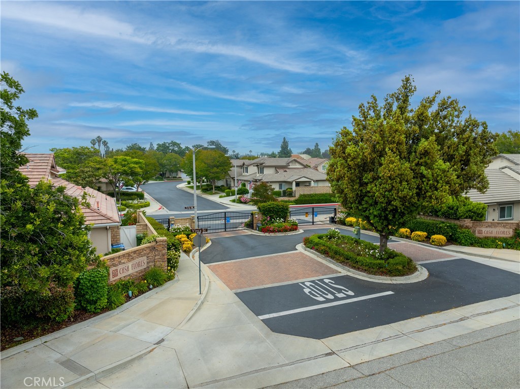 2095 Tulip Avenue Simi Valley, CA 93063 - Photo 38 of 39 a view of a city