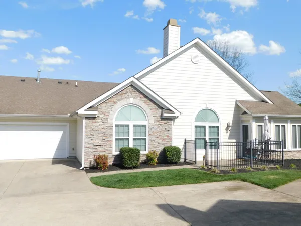 $408,000 | 825 South Browns Lane, Unit 1404, Gallatin, TN 37066