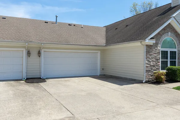 $408,000 | 825 South Browns Lane, Unit 1404, Gallatin, TN 37066