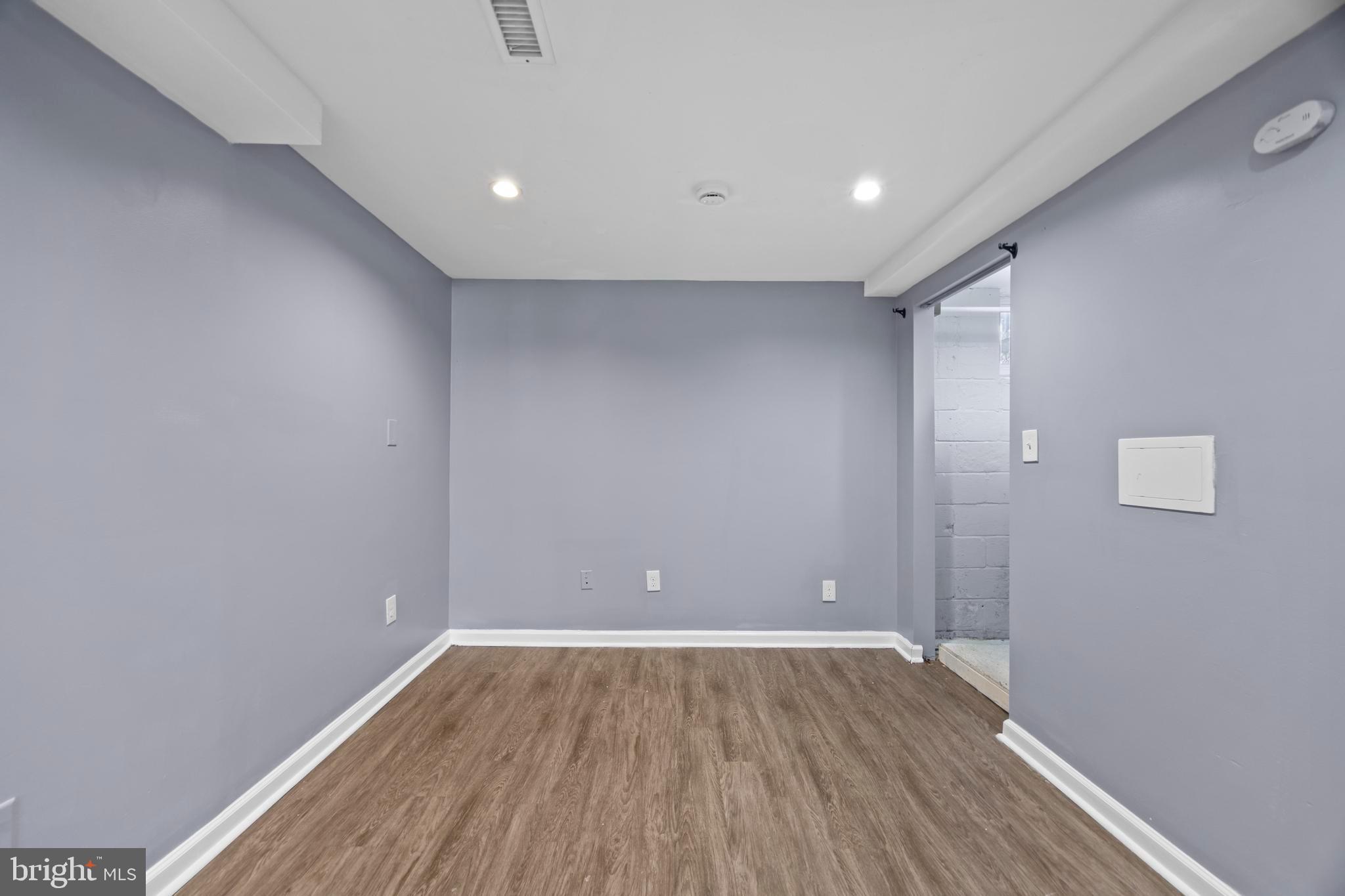 8136 Gray Haven Road Dundalk, MD 21222 - Photo 23 of 37