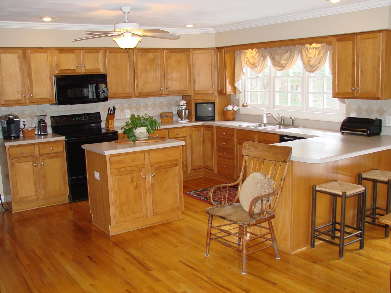 446 Teel Brooke Road Rocky Mount, VA 24151 - Photo 4 of 31 Kitchen (pic1)