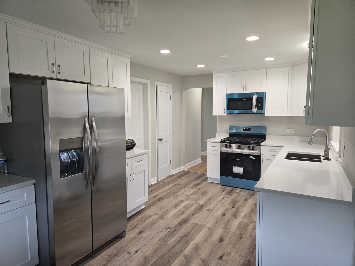 3505 West 77th Place Chicago, IL 60652 - Photo 2 of 22