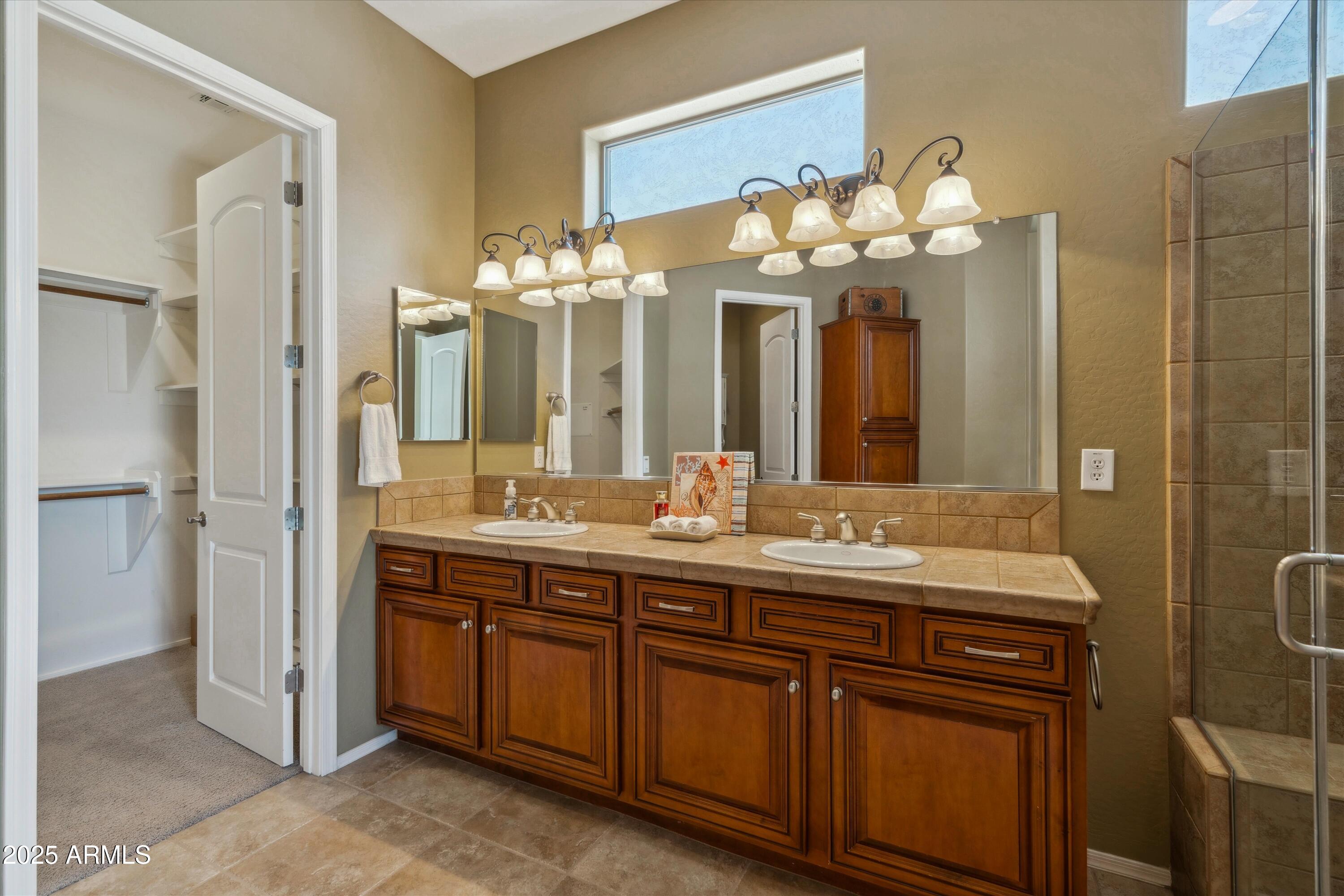 4523 East Rakestraw Lane Gilbert, AZ 85298 - Photo 20 of 54 17-DSC01687