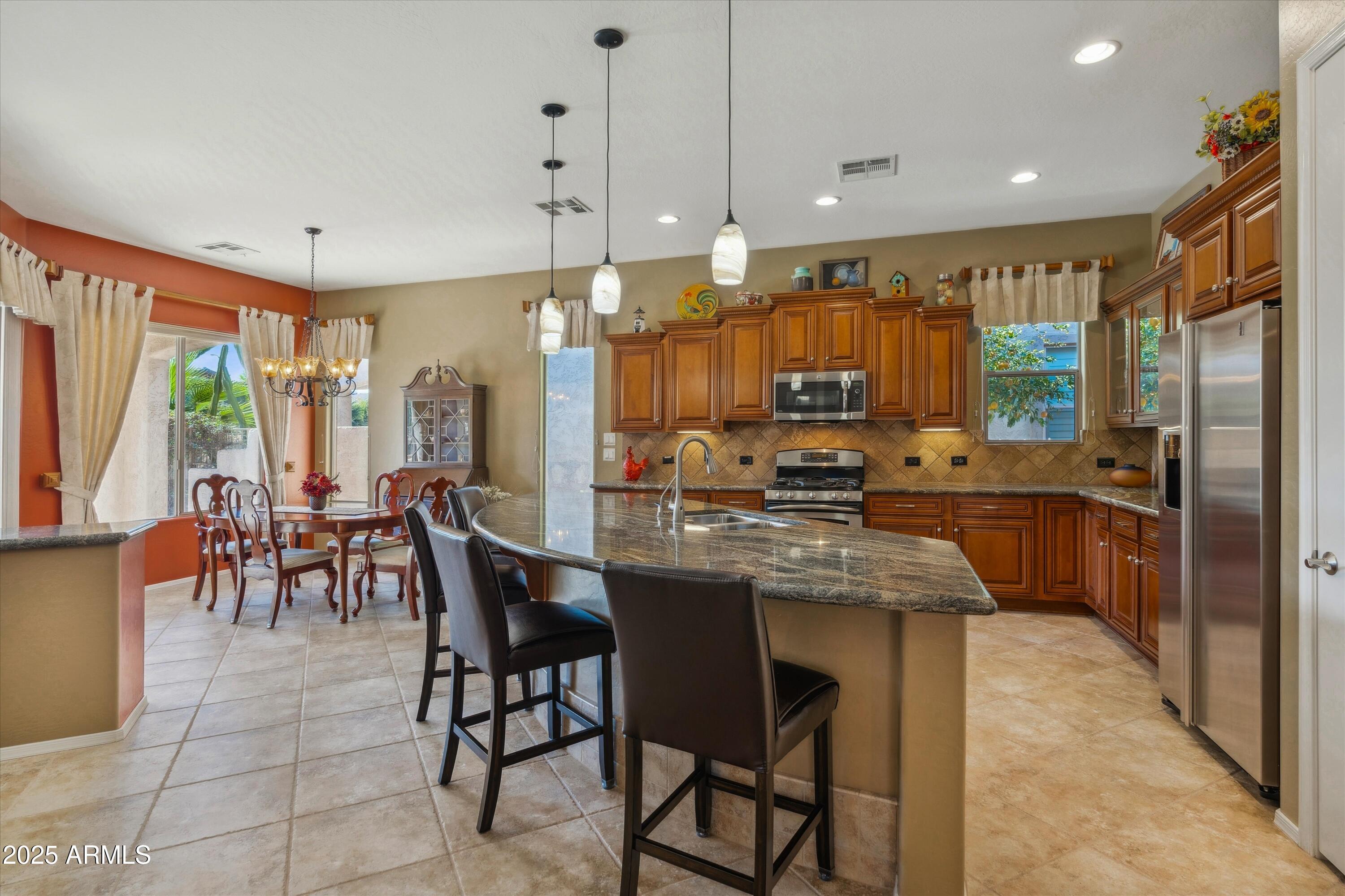 4523 East Rakestraw Lane Gilbert, AZ 85298 - Photo 10 of 54 08-DSC01642