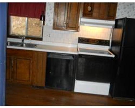 44 Drexel Street Worcester, MA 01602 - Photo 3 of 5