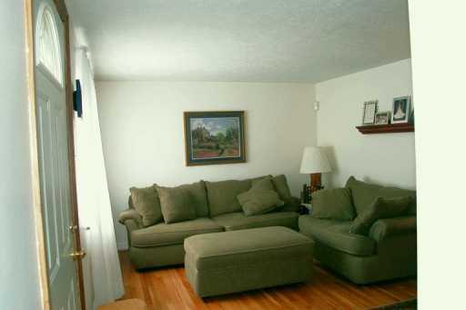 517 Beatty Road Monroeville, PA 15146 - Photo 2 of 8 Gallery Image 2