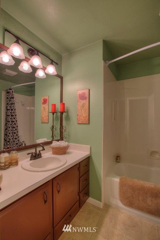 14845 Southeast 170th Street Renton, WA 98058 - Photo 13 of 17 Gallery Image 13