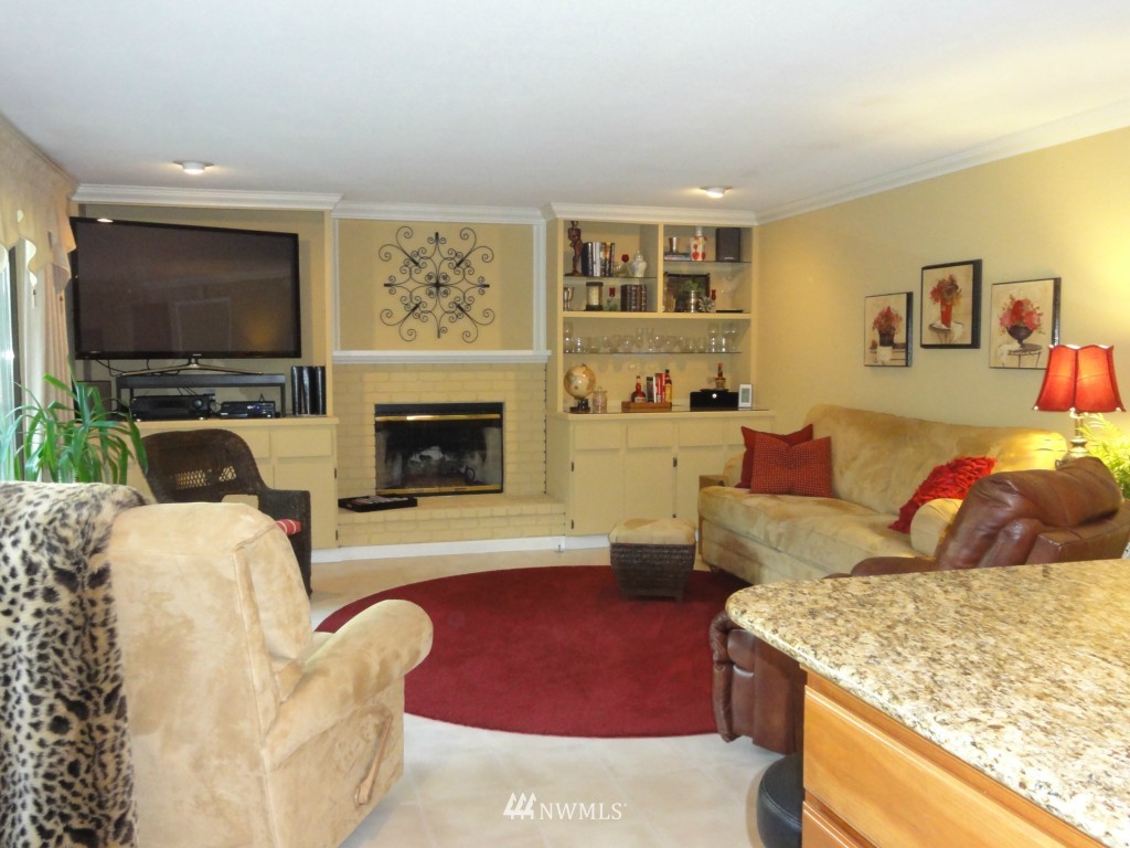 14845 Southeast 170th Street Renton, WA 98058 - Photo 6 of 17 Gallery Image 6