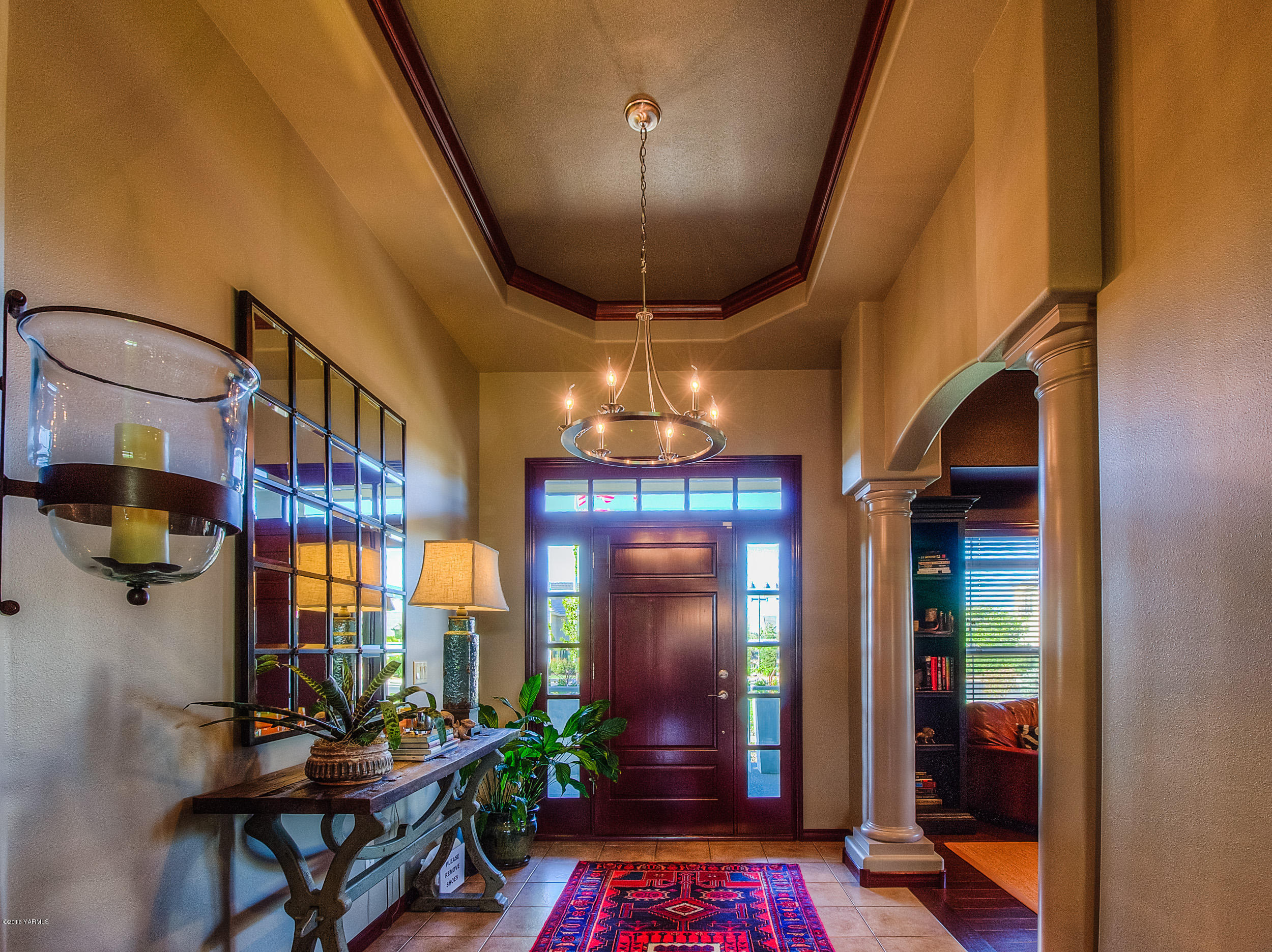 8970 Coolidge Road Yakima, WA 98903 - Photo 46 of 60 Grand Entrance