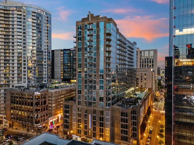 $1,800 | 301 Demonbreun Street, Unit 509, Nashville, TN 37201