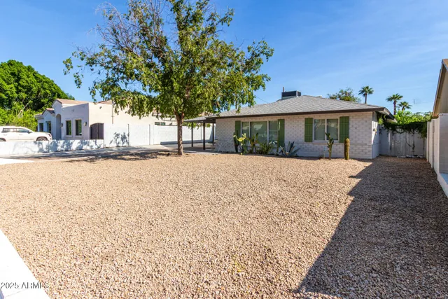 a house view with a outdoor space