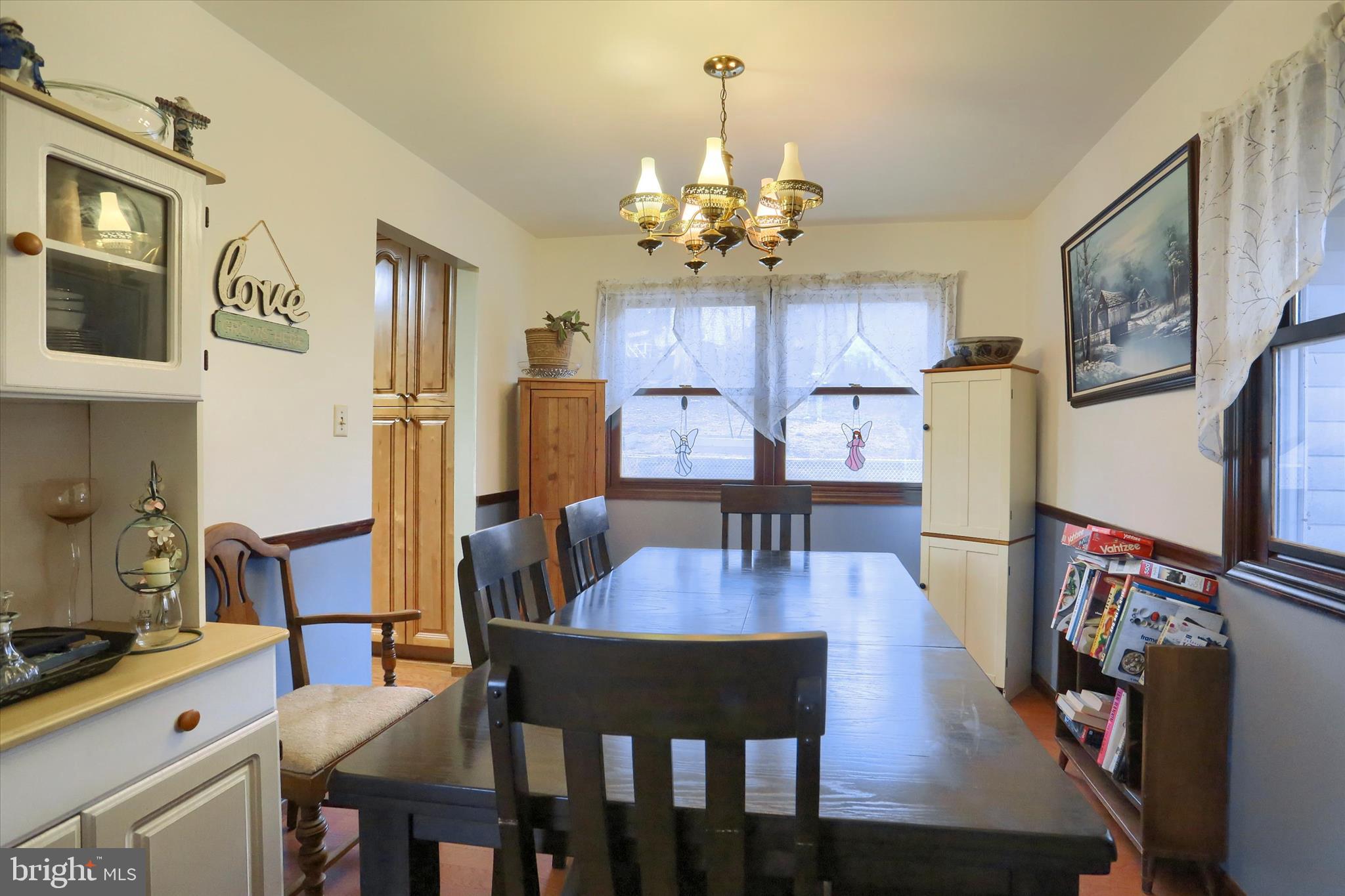 302 Robin Hood Road Dillsburg, PA 17019 - Photo 8 of 36 Gallery Image 8