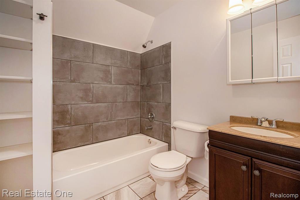 27301 Sibley Road Romulus, MI 48174 - Photo 26 of 33 Gallery Image 26