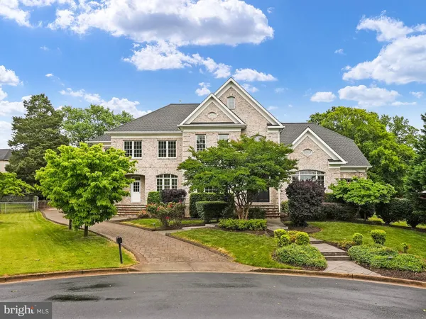 $9,500 | 2233 Van Buren Court, Falls Church, VA 22043
