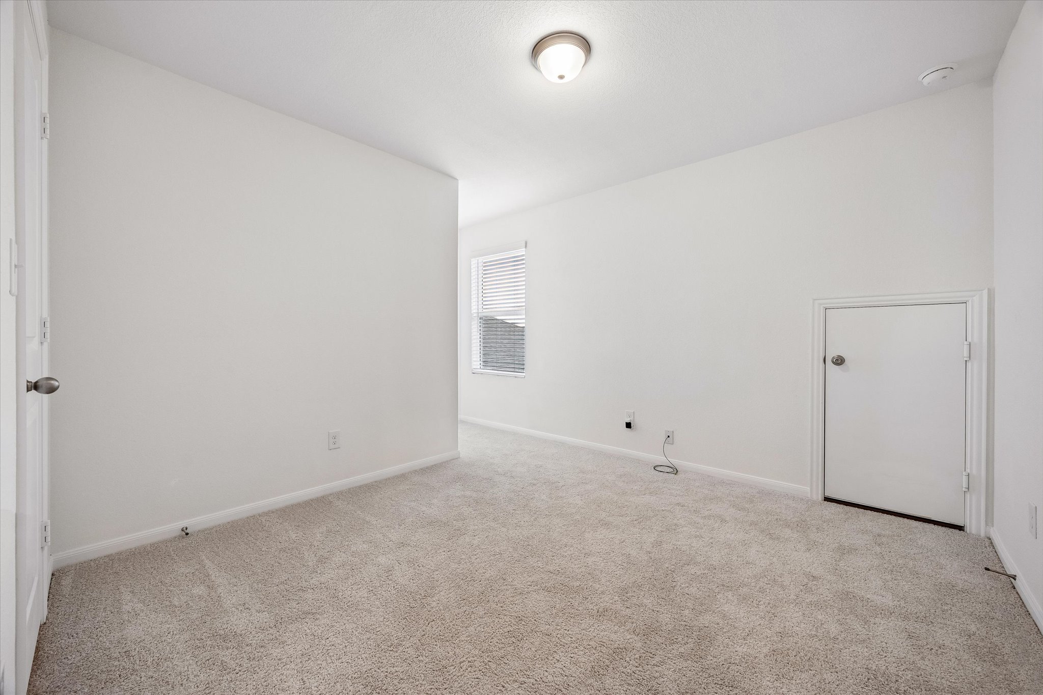 157 LT Rusty Drive Jarrell, TX 76537 - Photo 28 of 39 Empty room with baseboards and light colored carpet