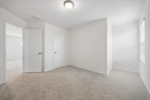 $325,000 | 157 LT Rusty Drive, Jarrell, TX 76537