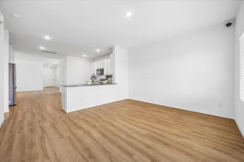 $325,000 | 157 LT Rusty Drive, Jarrell, TX 76537