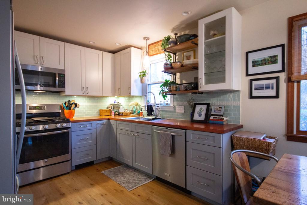 1017 Mine Road Lebanon, PA 17042 - Photo 6 of 47 Gallery Image 6